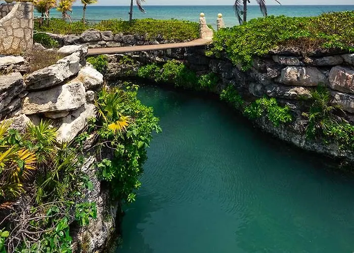 Xcaret Mexico Hotel Los Dos Compadres